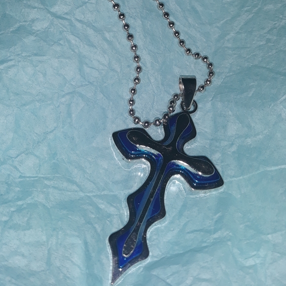 Stainless Steel Blue Cross Pendant Necklace  Silver Stainless steel chain NEW - Picture 2 of 6